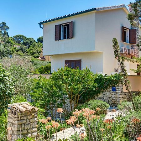 Holiday Home Villa Esperanca Veli Lošinj Extérieur photo